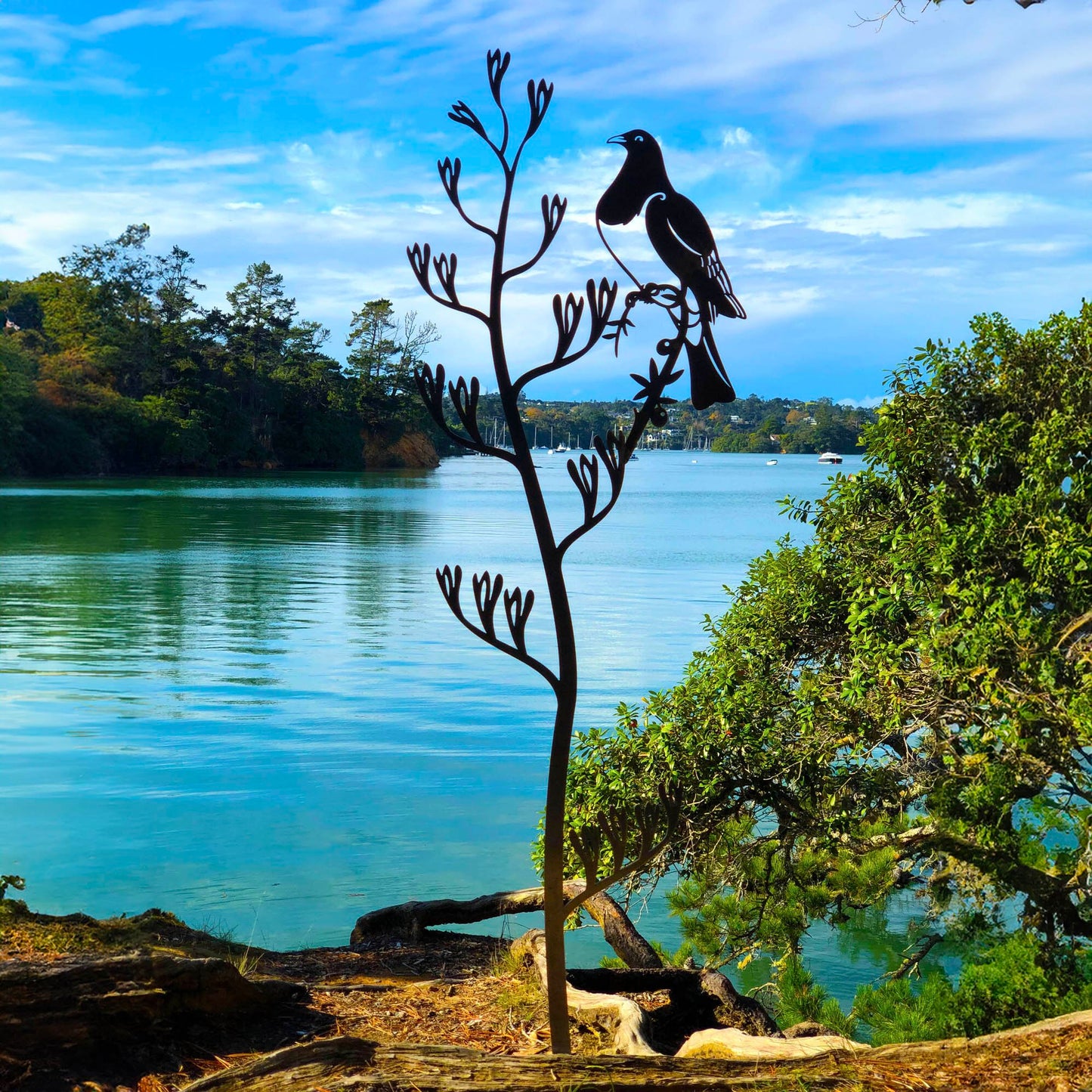 FLAX pod kereru XXL Garden Art in Corten Steel with Metal Bird